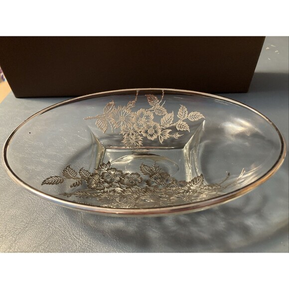 Vintage Martinsville Silver Overlay Oval Candy , Pickle, Relish Dish 8" x 5" x 2 - Picture 4 of 12